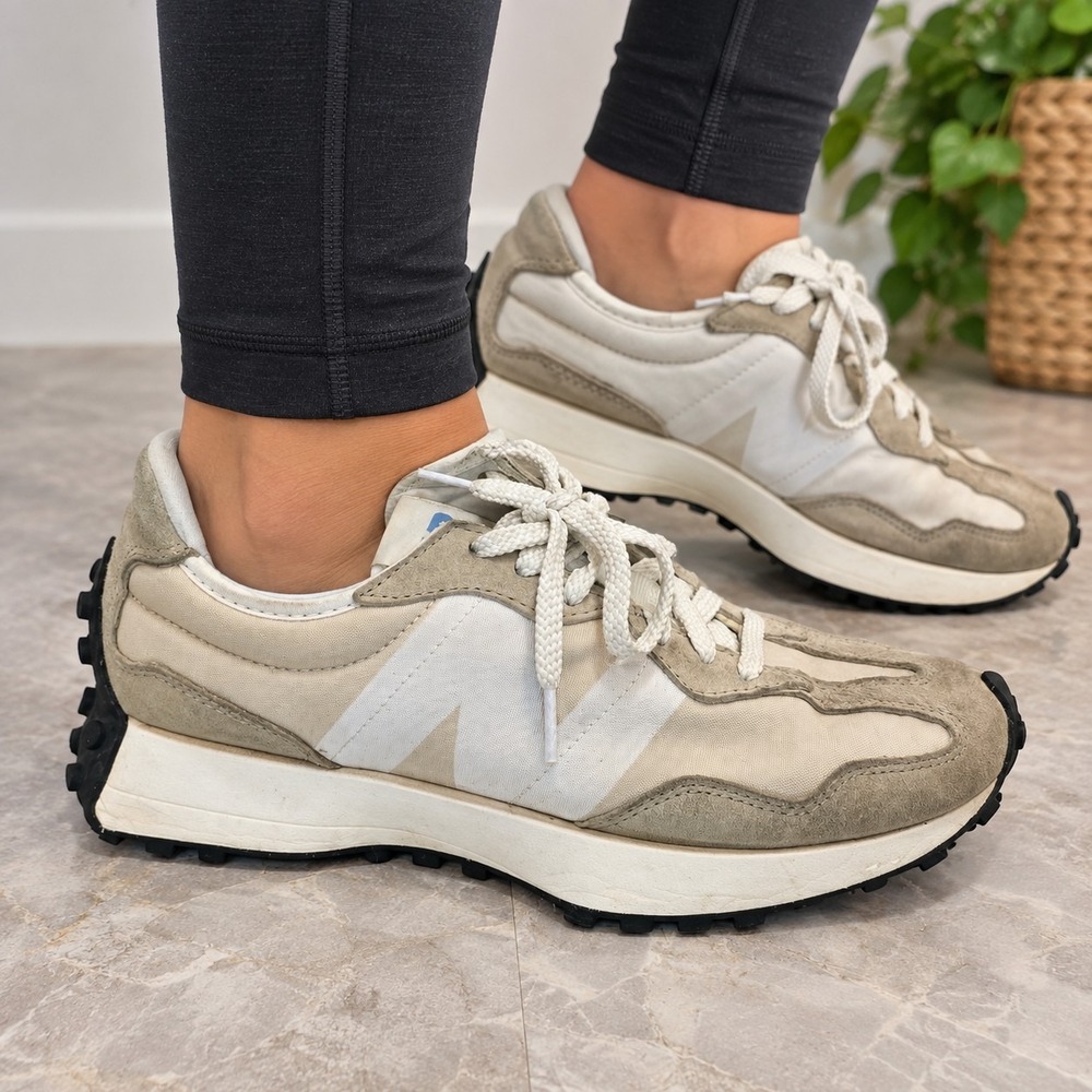 New Balance 327 Sneakers Men's 6.5 Women's 8 Beige White U327LD Incense